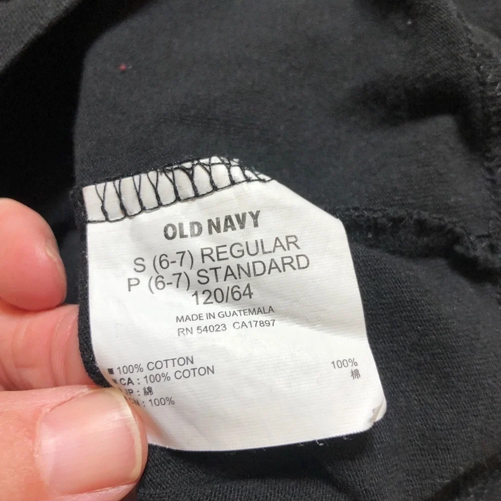 Old Navy Skater Pigeon Long Sleeve Tee